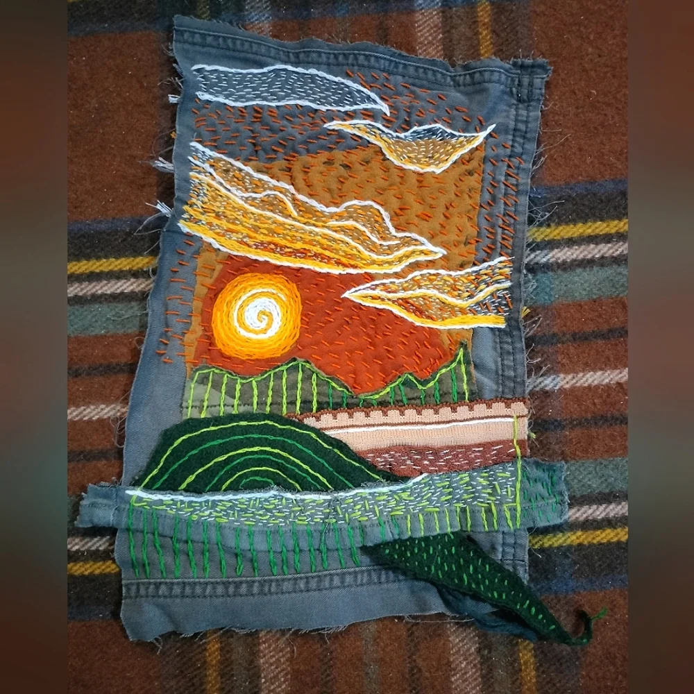Slow Stitch Sunset - Picture 1 of 8